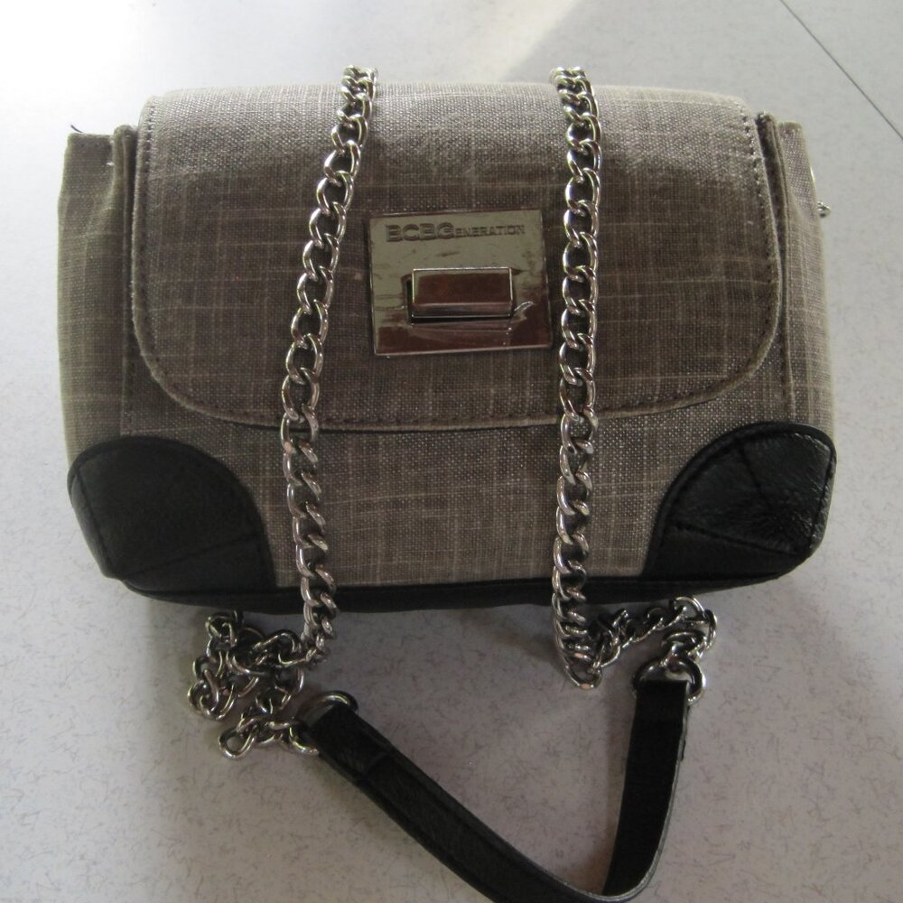 BCBGeneration Purse, 8" wide x 5.5" tall , 2.75" deep